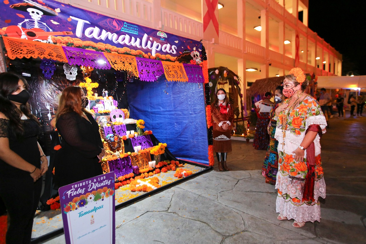 DIF-Q.Roo fomenta tradición del “Día de Muertos” con exposición de altares en Chetumal