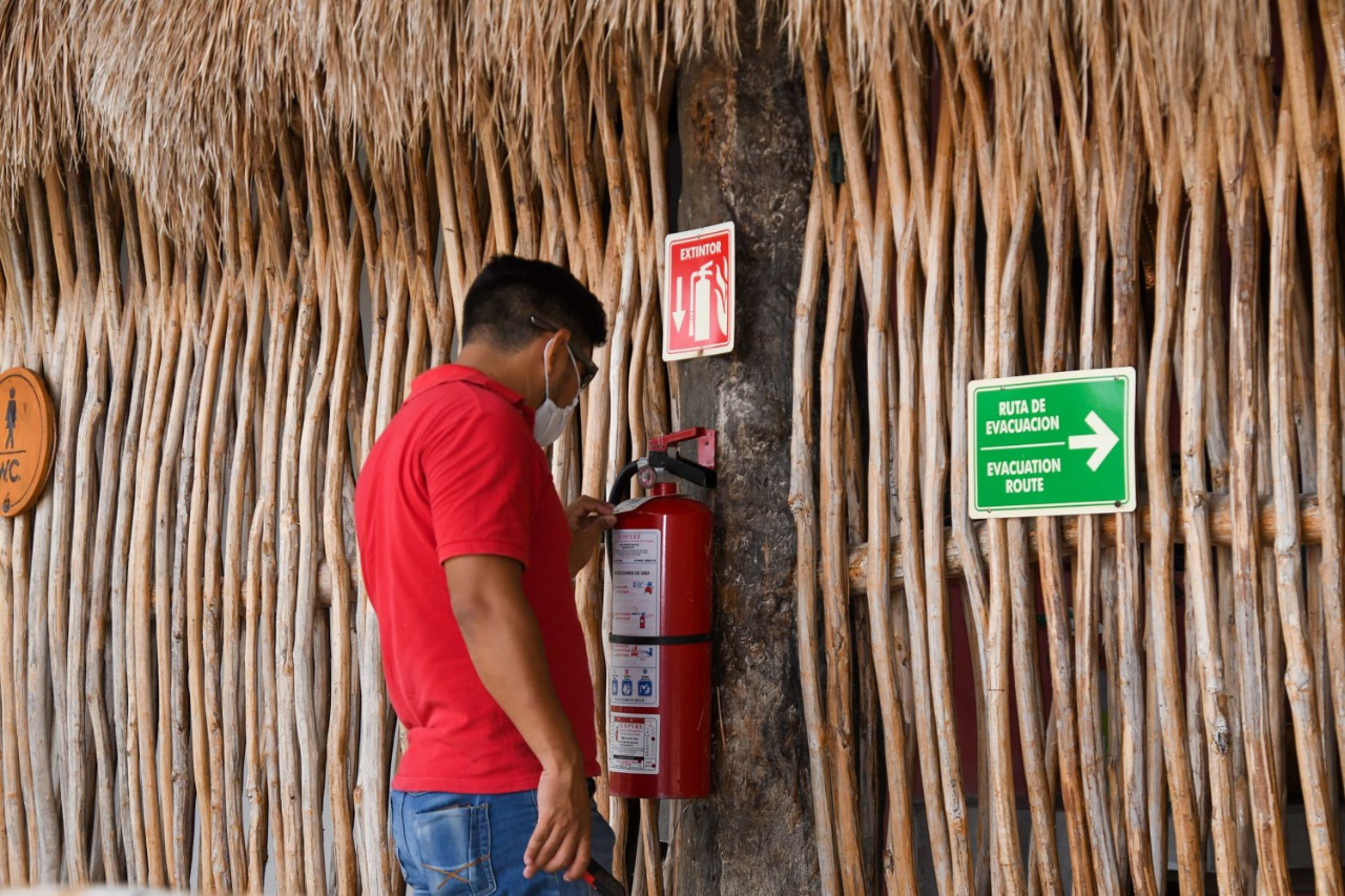 Ya se gestiona en línea el dictamen de Protección Civil para negocios de bajo riesgo en Cancún