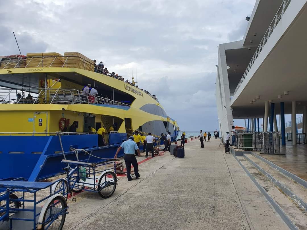 Naviera canceló operaciones en ruta Cozumel-Playa del Carmen por mal clima