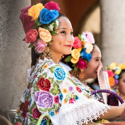 El huipil de Yucatán es una vestimenta tradicional.