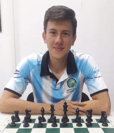 Emmanuel Jiménez campeón de ajedrez en Costa Rica.