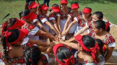 Las Diablillas de Hondzonot y Leonas de Isla Mujeres, jugarán el domingo en el "Beto Ávila"