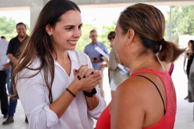 Mantiene Ana Patricia Peralta contacto directo con cancunenses