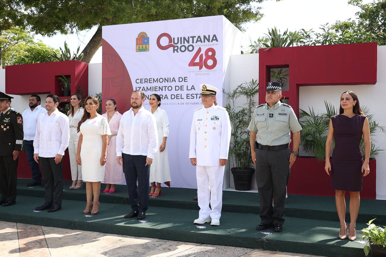 Felicita Ana Patricia Peralta a Quintana Roo en su 48 aniversario