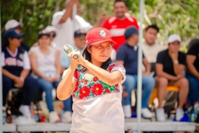 Las Diablillas de Hondzonot y Leonas de Isla Mujeres, jugarán el domingo en el "Beto Ávila"