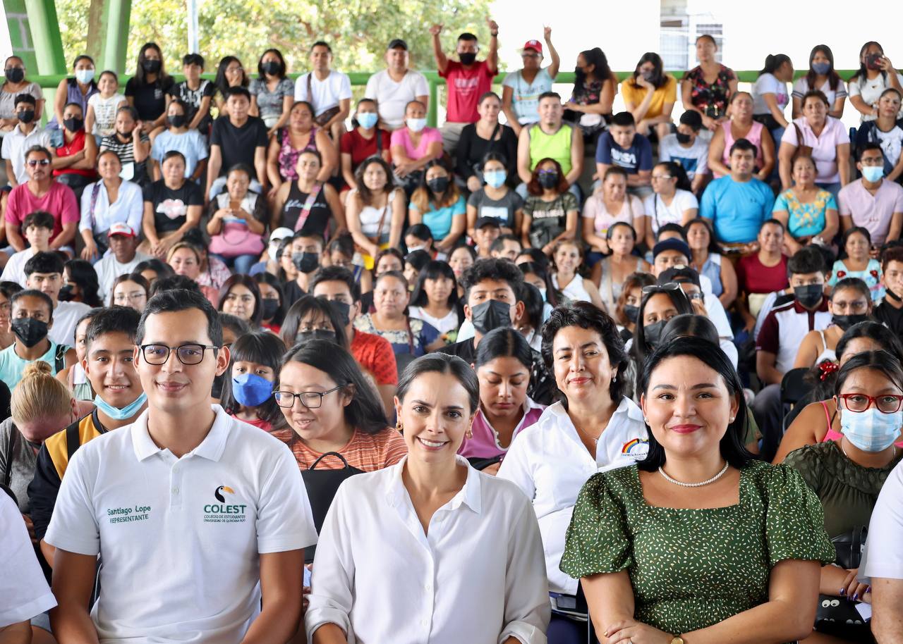 Promueve Ana Patricia Peralta Apoyos de transporte para estudiantes
