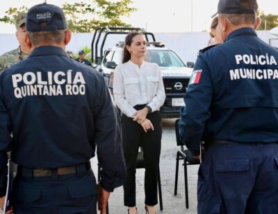 Entrega Ana Patricia Peralta apoyo adicional del retiro policial con transparencia