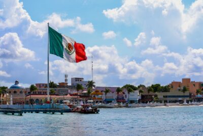 Bandera de México obras