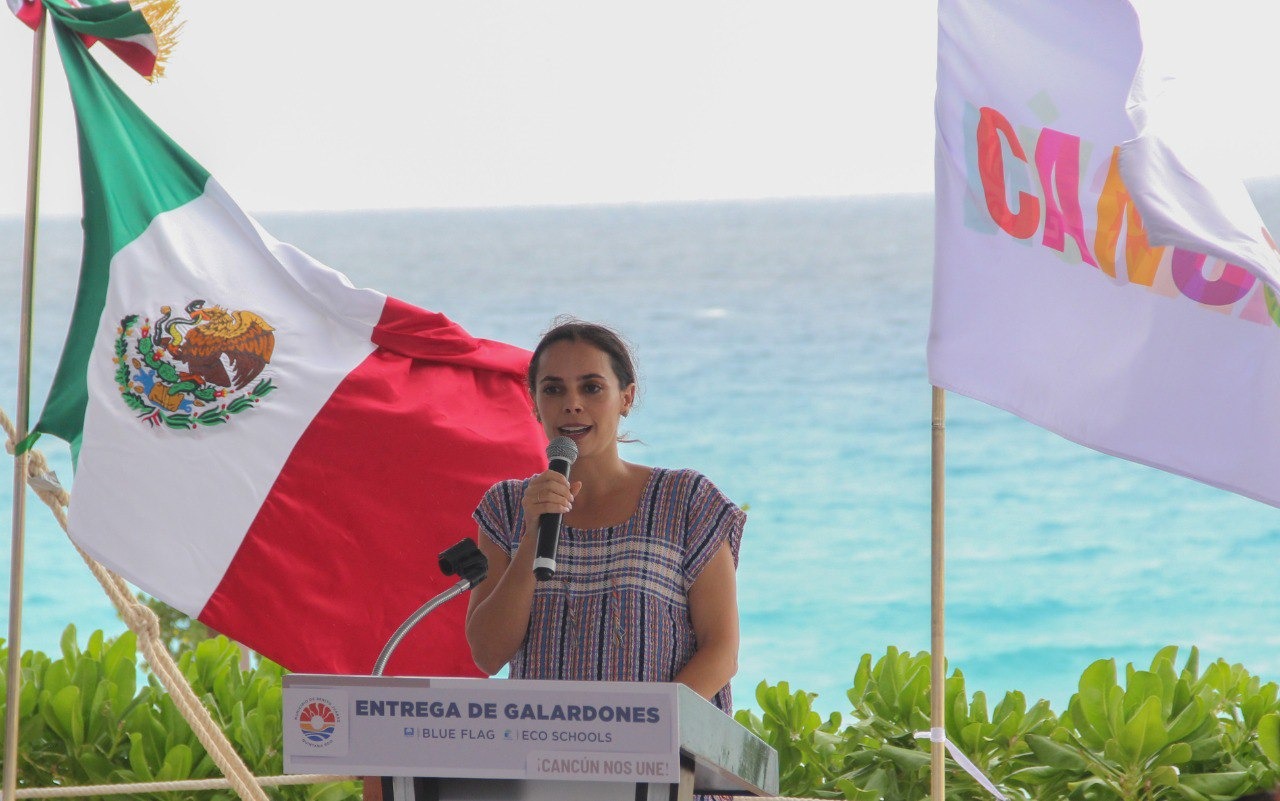 Garantiza gobierno de Ana Patricia Peralta playas limpias de Cancún