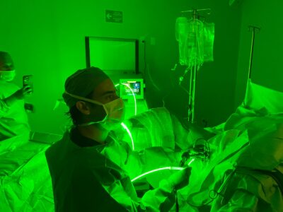 Dr Alejandro Cumming Hospiten terapia láser verde