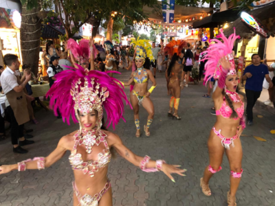 En Solidaridad el paseo de comparsas y el espectacular concierto del cantante colombiano “Juanes” en el“Carnaval Playa del Carmen 2023