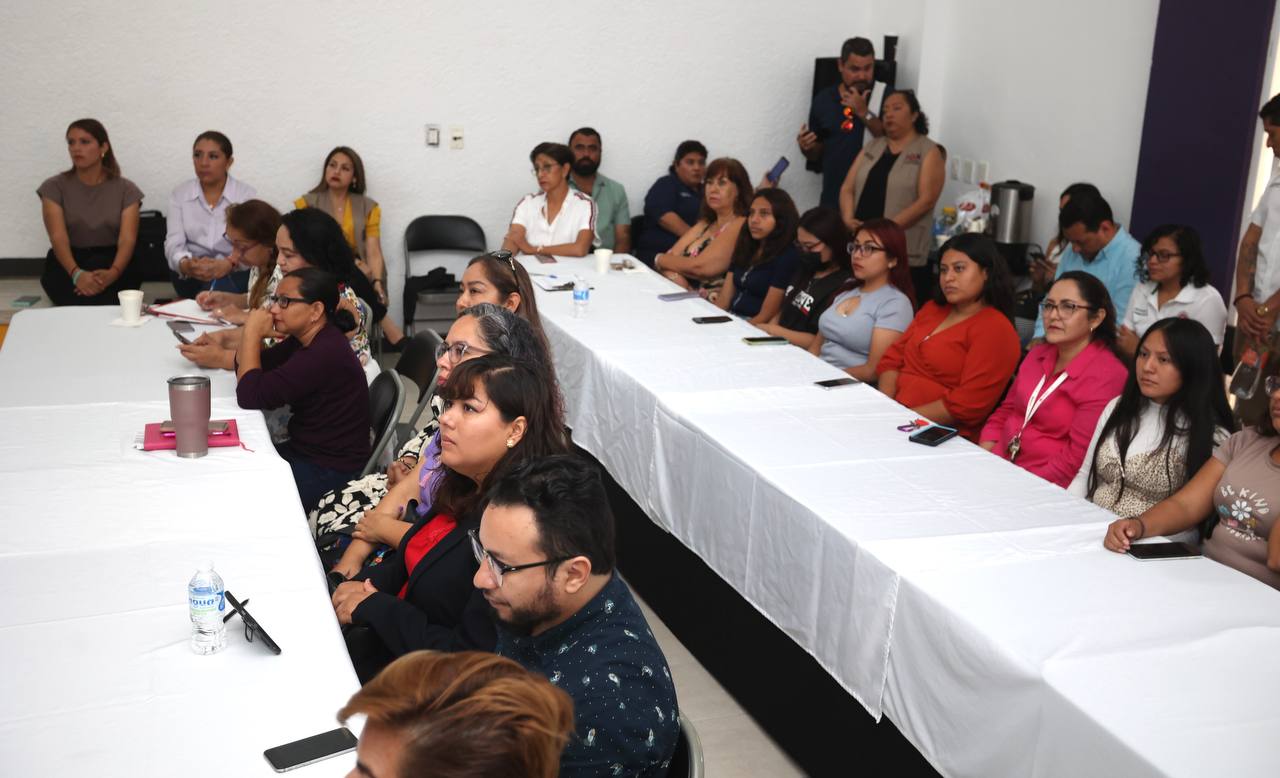 Ana Patricia Peralta junto con el empoderamiento de las mujeres...