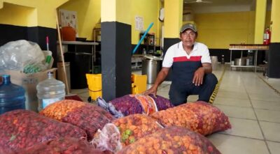 realizan vinculación comercial de 315 kilos de chile habanero de productores de Kantunilkín