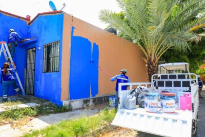Familias con viviendas en mejores condiciones y ambientes es el resultado “Pinta tu fachada” donde la presidenta municipal Lili Campos