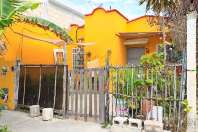 Familias con viviendas en mejores condiciones y ambientes es el resultado “Pinta tu fachada” donde la presidenta municipal Lili Campos