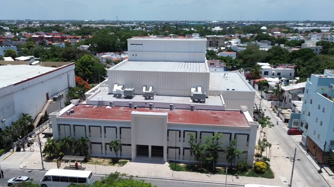 Anuncia Mara Lezama pronta inauguración del Teatro de Cancún