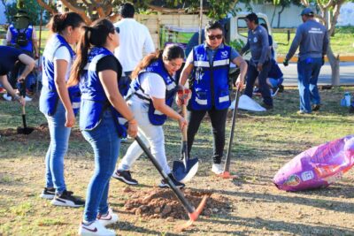Se llevo a cabo el  “Programa Restauración Vegetal” en Villas del Sol. La presidenta Lili Campos, a través de las secretarías de Medio Ambiente Sustentable y Cambio Climático, y de Justicia Social y Participación Ciudadana