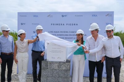 Durante la colocación de la primera piedra de los hoteles Live Aqua Riviera Cancún Quintana Roo Grupo Posadas anunció la inversione