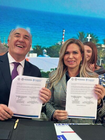 Día 1 de la FITUR 2024, celebrado en Madrid, España, Lili Campos y José Ignacio Landaluce, firmaron el hermanamiento internacional oficial