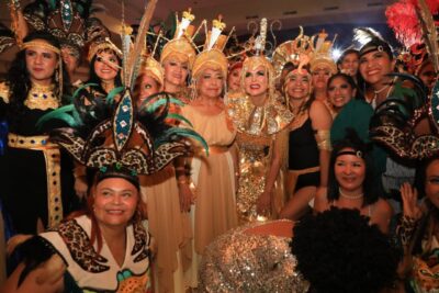 Lili Campos con una asistencia de más de 700 personas llevaron a cabo las coronaciones de Reyes y reinas del Carnaval Playa del Carmen 2024.