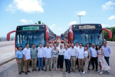 Se renueva parque vehicular de Cancún modernización