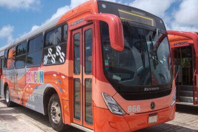 Se renueva parque vehicular de Cancún modernización