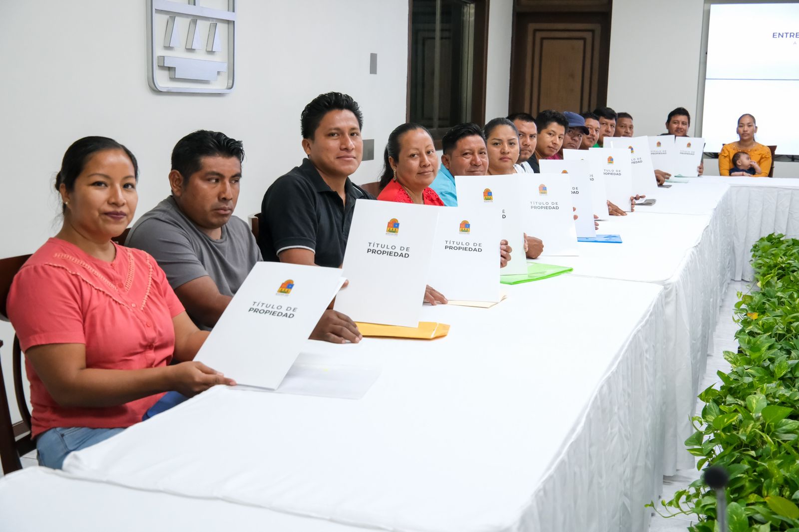 Familias de Mayabalam ya tienen certeza jurídica de su propiedad