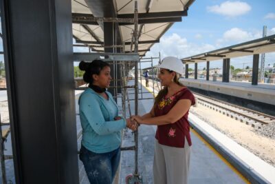 supervisión de las obras de la estación del tramo 7 del tren maya