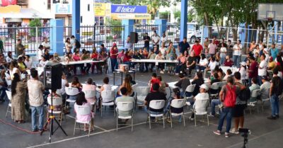 reunión mercado y animalistas