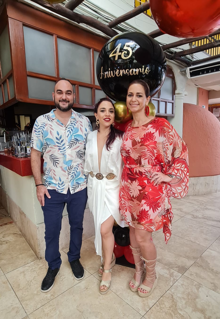 Rolandi ´s Restaurant, Bar & pizzería celebra su 45 aniversario