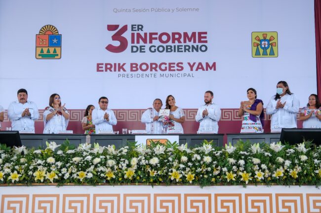 Acompaña Mara Lezama a Erik Borges Yam en su Tercer Informe de Gobierno en José María Morelos