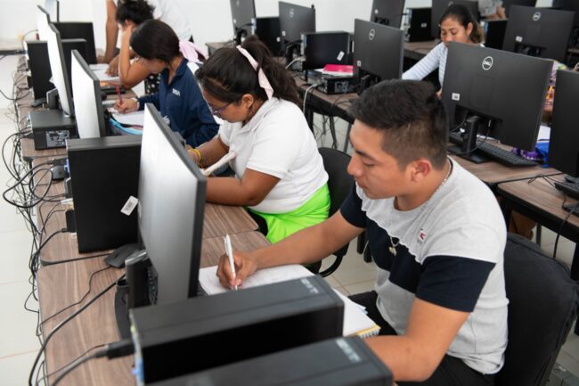 EDUCACIÓN A DISTANCIA Segundo Informe de Gobierno de Mara Lezama: Educación eje clave de la transformación de Quintana Roo