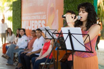 Con buenas herramientas las mujeres salen adelante