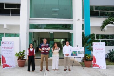 Mara Lezama entrega títulos de propiedad a la Universidad Tecnológica de Chetumal (UTCH), beneficiando a más de 542 estudiantes actualmente matriculados, fortaleciendo la educación