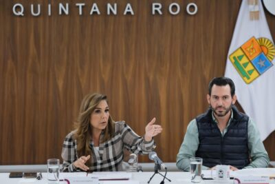 Revisa Mara Lezama avances en atención a turistas en reunión con autoridades del Aeropuerto Internacional de Cancún