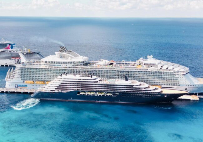 Llegada de cruceros a Cozumel en diciembre, rompe récord histórico en turismo, según la APIQROO