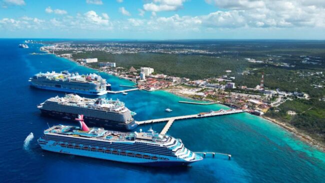 Llegada de cruceros a Cozumel en diciembre, rompe récord histórico en turismo, según la APIQROO