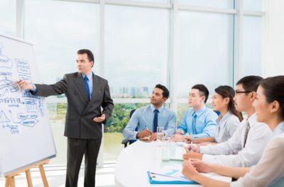 Las capacitaciones, cursos y talleres para los colaboradores no solo mejoran el desempeño empresarial, también pueden ser deducibles...