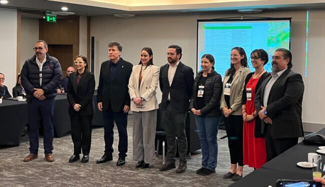 Durante la primera sesión ordinaria de la ANAAE, el titular de SEMA preside la mesa directiva para el periodo 2025-2027.