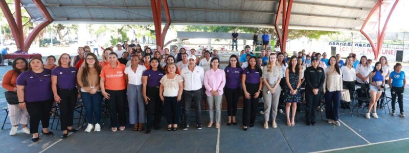 Conferencia Mujeres: Cuatro Voces, Cuatro Historias
