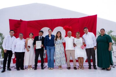 Estefanía Mercado en las bodas colectivas 2025