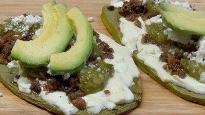 Nopal y sus beneficios . Su contenido en fibra, vitaminas, antioxidantes. Es una planta originaria de México con alto valor nutricional y medicinal.