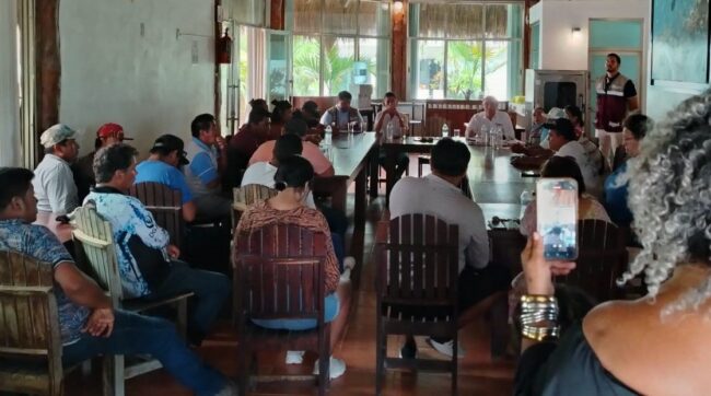 AGEPRO impulsa la regularización de predios en Mahahual, brindando certeza jurídica y legalización de terrenos en asentamientos irregulares.