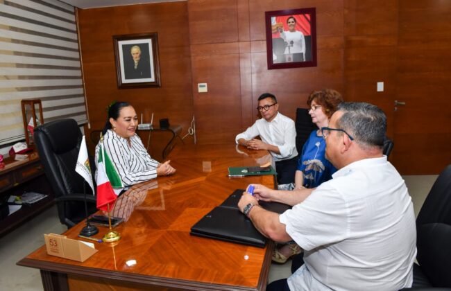 La SEQ y la UQROO fortalecen la formación docente en Quintana Roo mediante convenios educativos del programa PRODEP 2025.