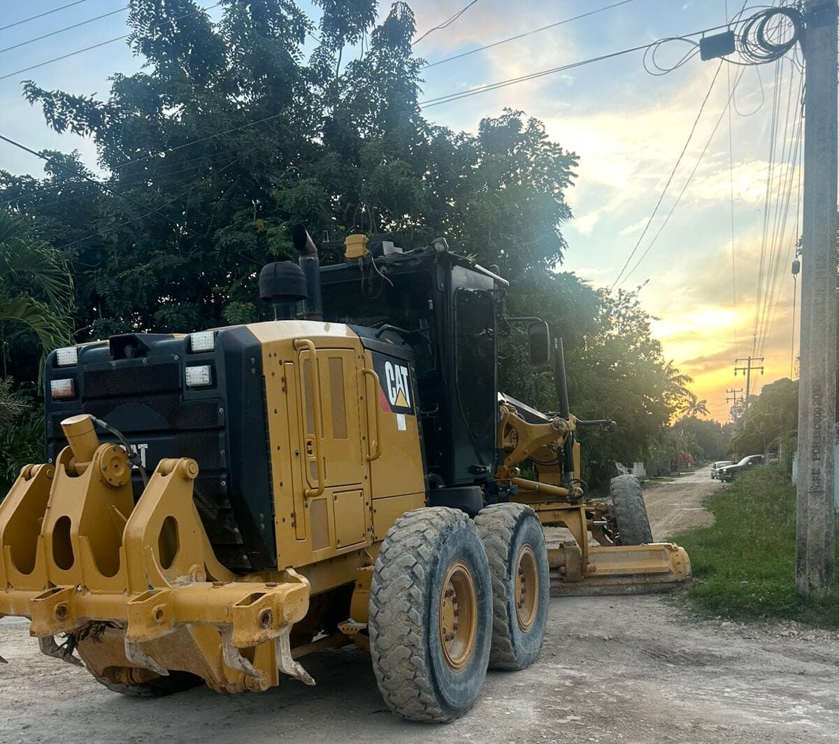 SEOP realiza trabajos de pavimentación en Othón P. Blanco