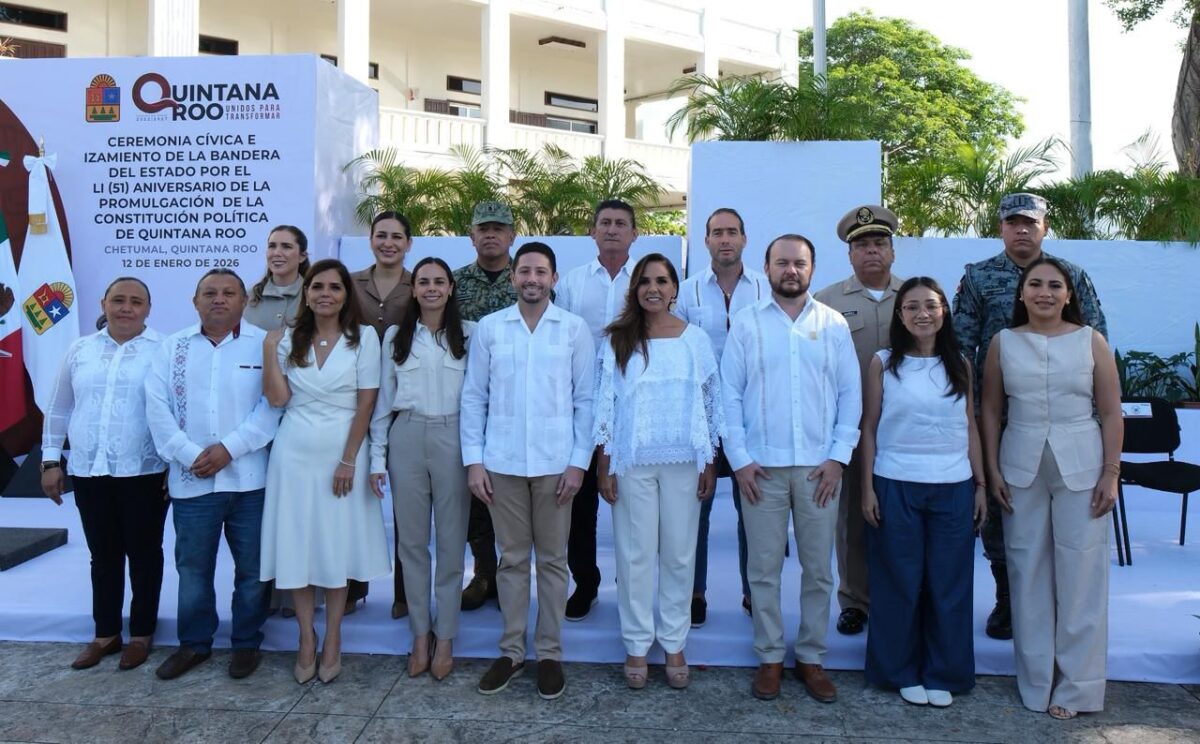 Conmemoración de 51 años de la Constitución de Quintana Roo