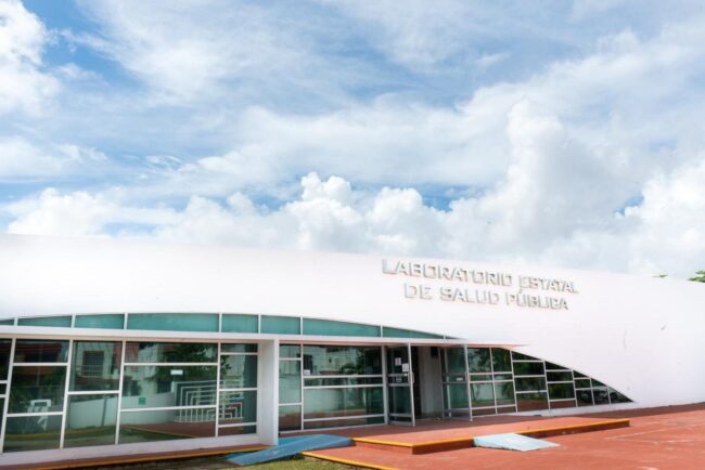 Reconoce SESA al LESP Quintana Roo, quien lidera calidad nacional; un logro histórico que fortalece salud pública y diagnósticos confiables.