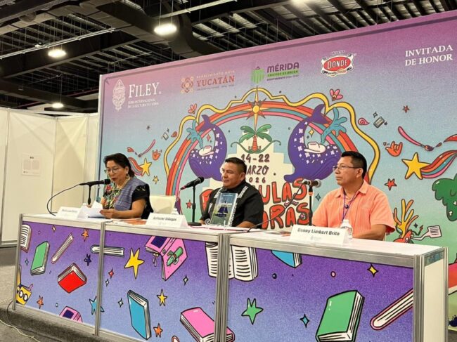 FPMC presenta libro “Kuulul Saam” de Baltazar Villegas Carrillo en Cozumel, impulsando la lengua maya y cultura local.