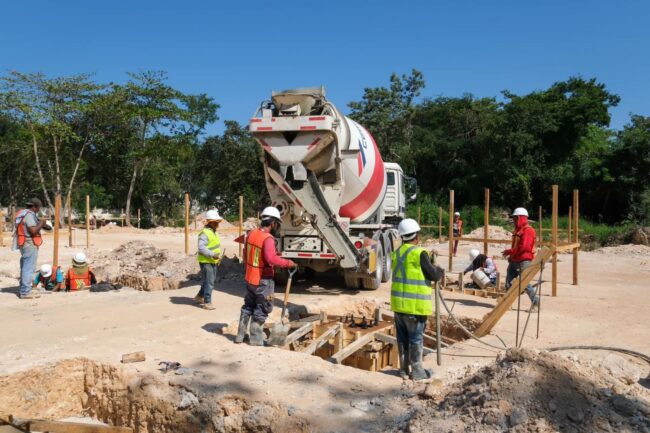 Crecimiento industrial en Quintana Roo posiciona al estado como líder nacional. Mara Lezama impulsa inversión y diversificación económica.
