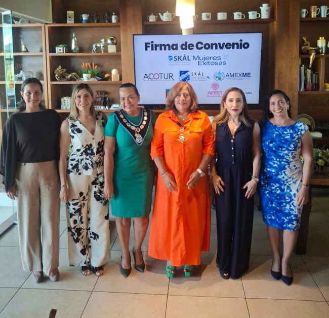 Mujeres Exitosas une asociaciones turísticas y empresariales del Caribe Mexicano para impulsar liderazgo femenino en Quintana Roo